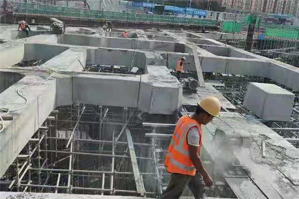 拆除工程中使用金刚石绳锯切割的正确方法