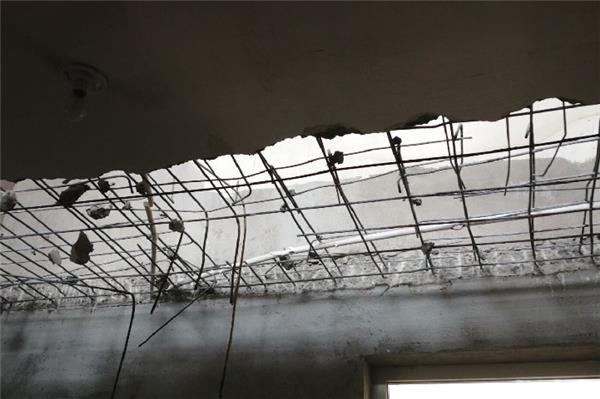 混凝土楼梯拆除应该怎么做？混凝土楼梯拆除价格是多少？