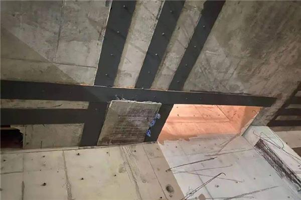 楼板开洞对结构有哪些影响？怎样加固才更稳妥、高效？