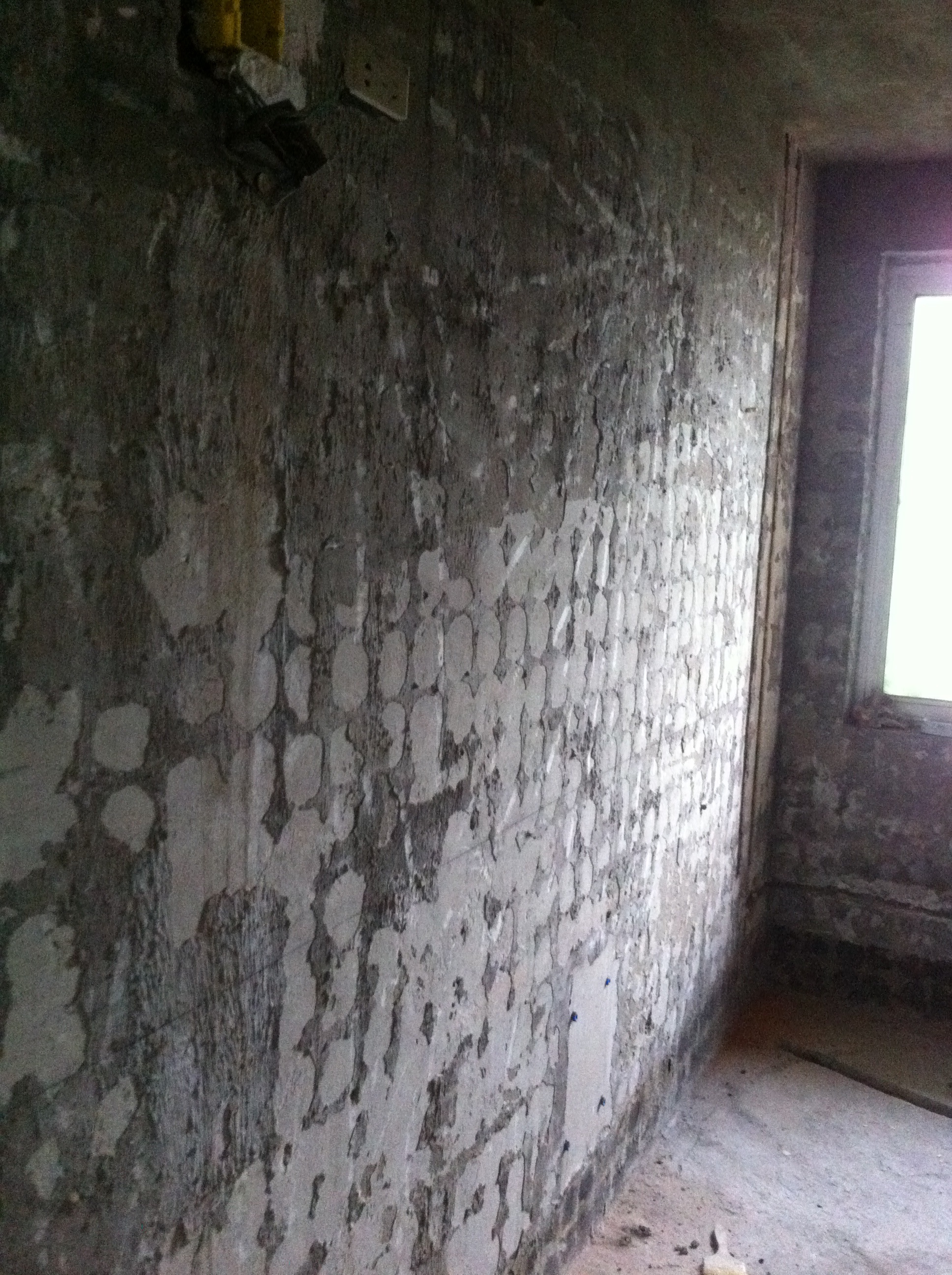 卫生间拆除，拆墙砖，拆地面