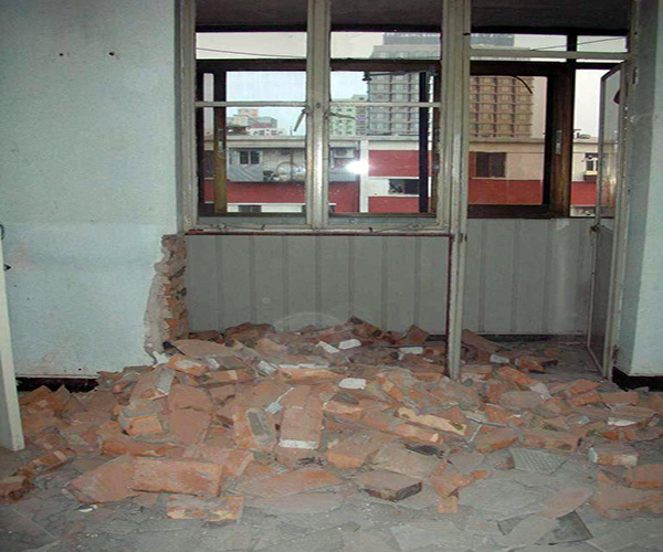 隔断拆除，隔断墙拆除，多少钱一平米，怎么收费 ，报价