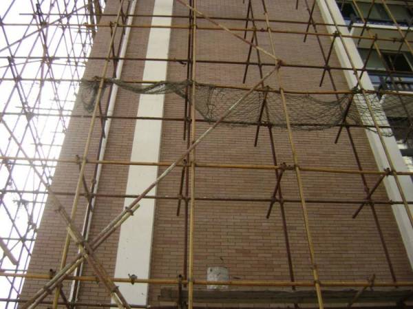 拆除外墙砖注意事项，外墙瓷砖拆除多少钱一个平方？